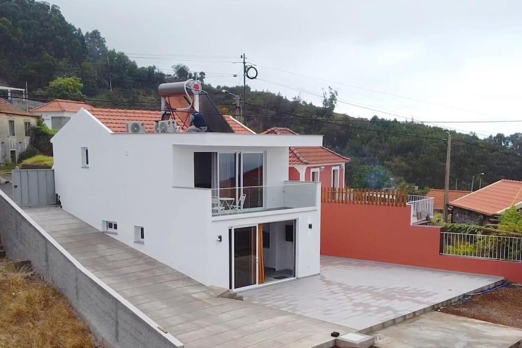 Brand New Private Modern Apartment With Patio And Sea View Calheta  Bagian luar foto