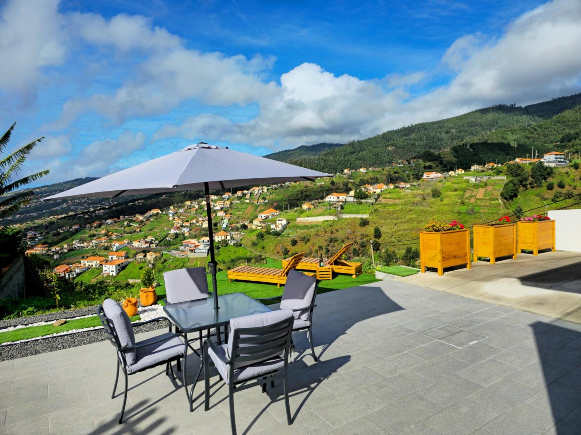Brand New Private Modern Apartment With Patio And Sea View Calheta  Bagian luar foto