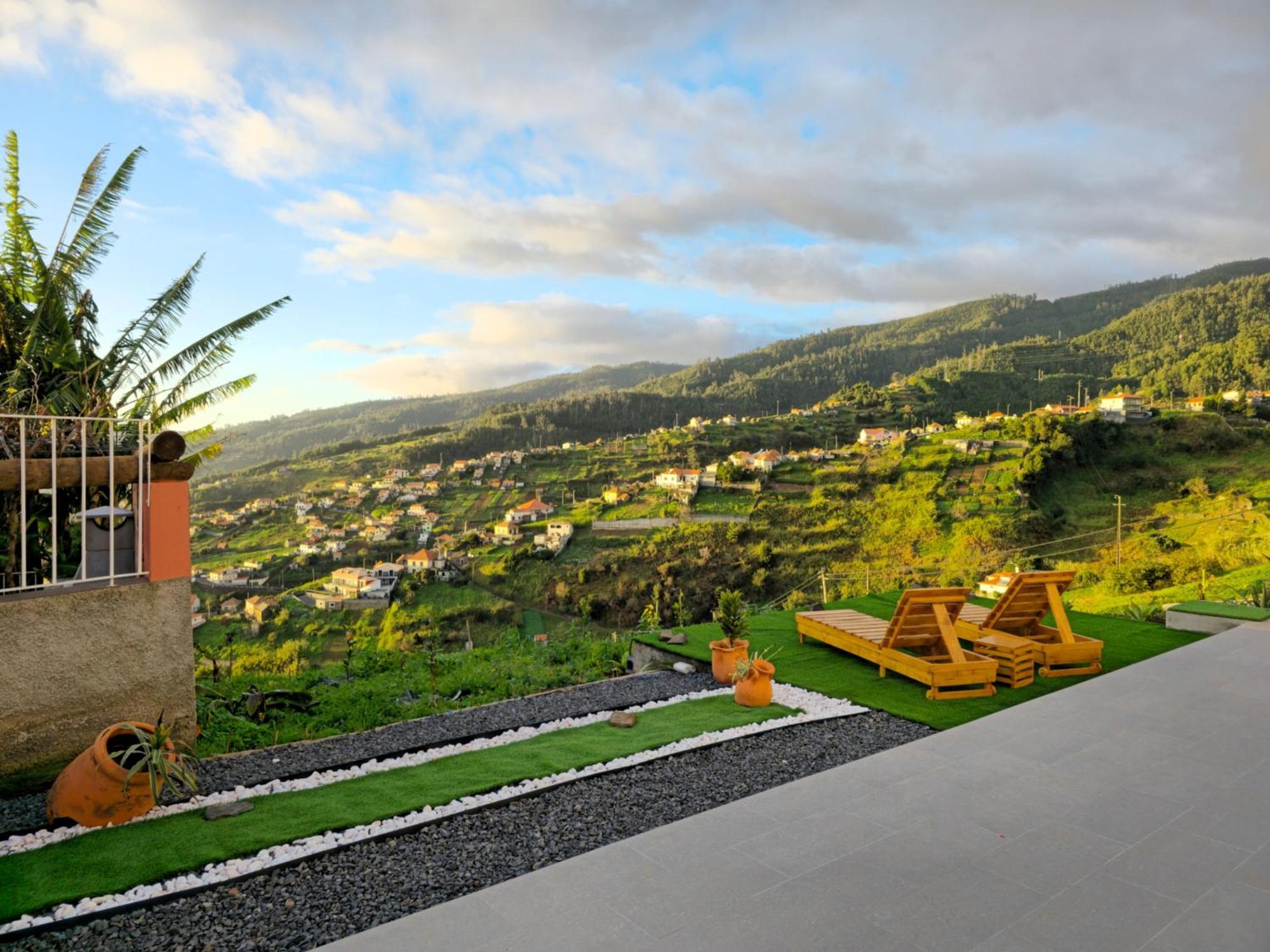 Brand New Private Modern Apartment With Patio And Sea View Calheta  Bagian luar foto
